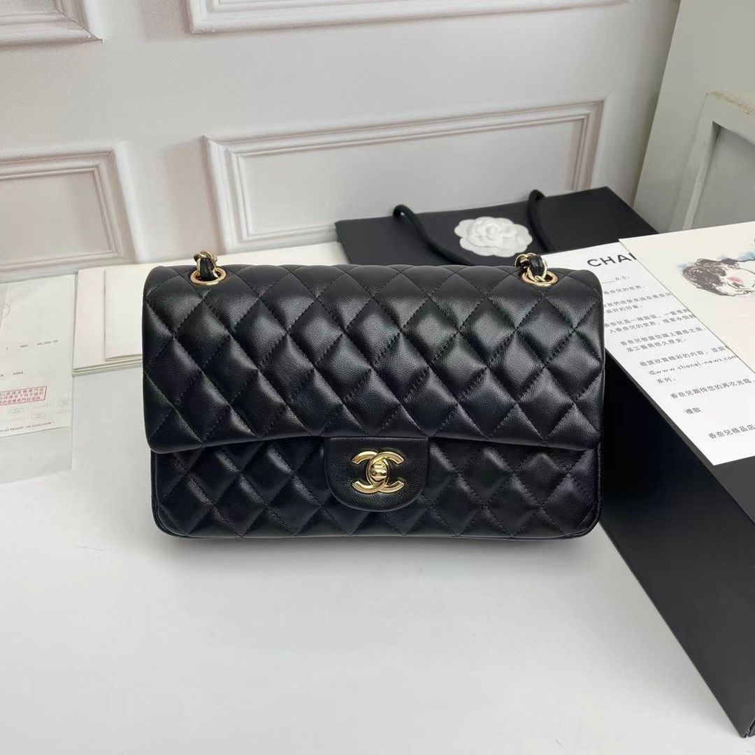 CHANEL黒のクラシックシャネル ショルダーバッグ ハンドバッグクロスボディバッグ