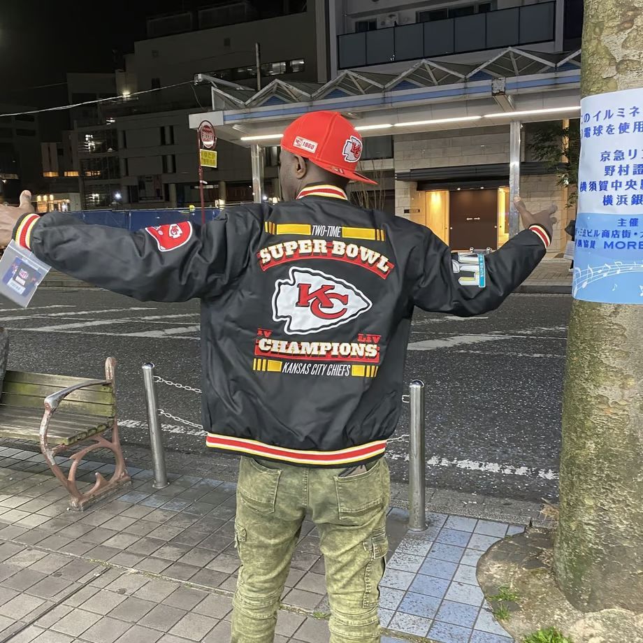 スタジャン