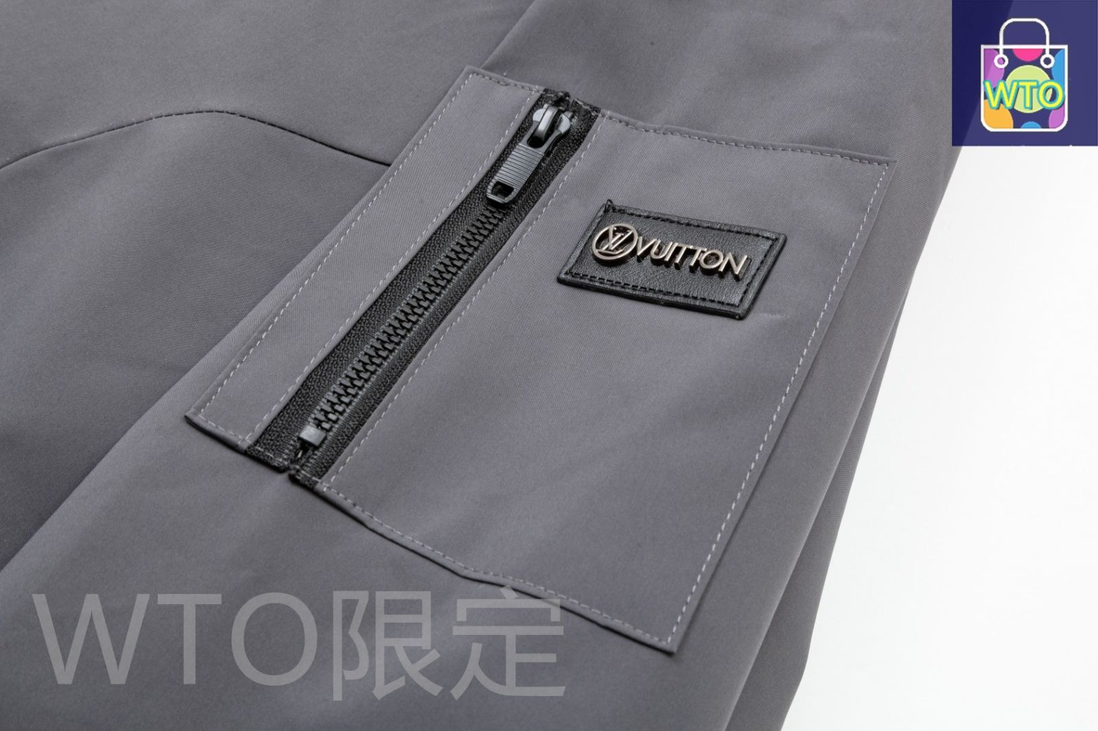 フーディー 刺繍ロゴ