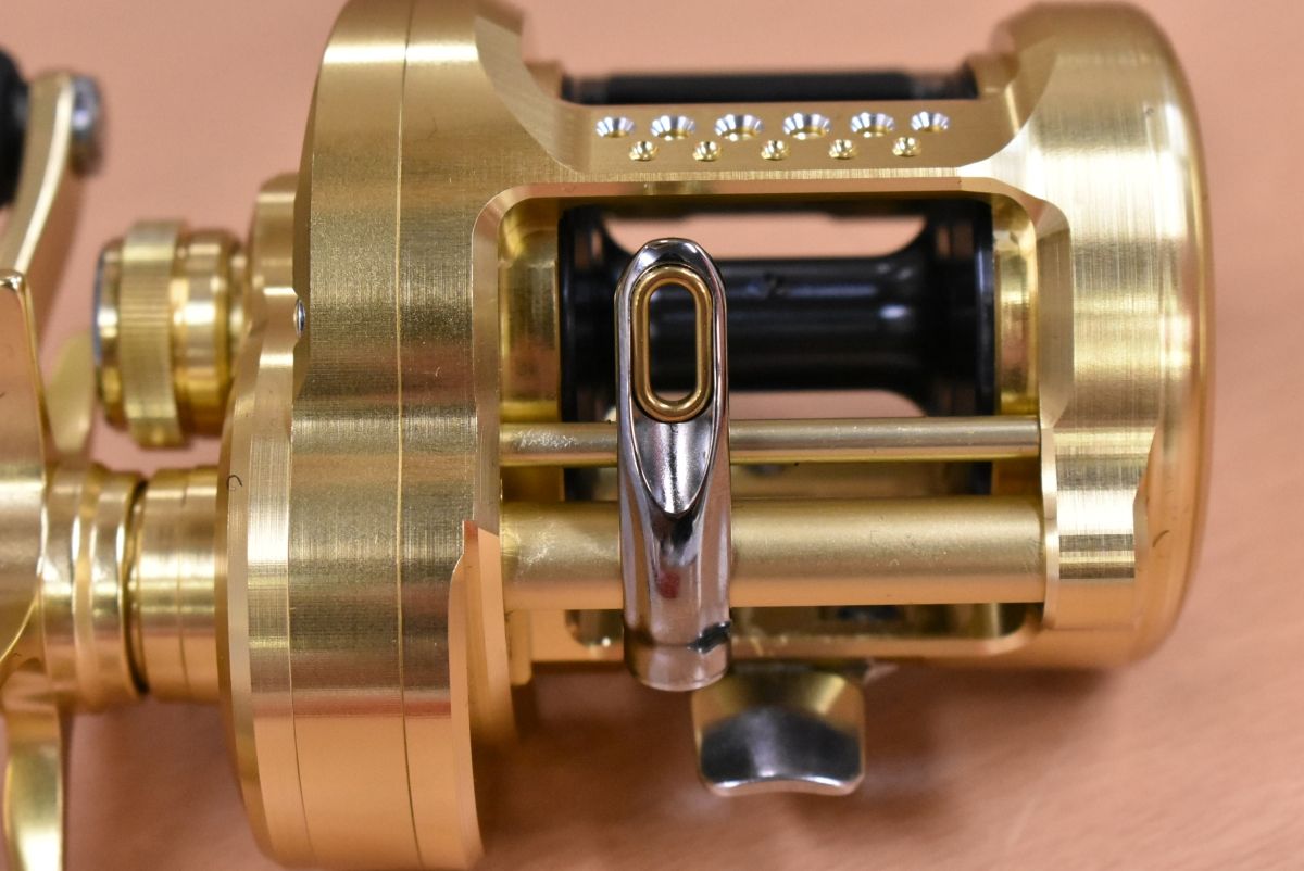 シマノ 23 カルカッタコンクエスト MD 400 XG 右 SHIMANO CALCUTTA CONQUEST ベイトリール バス釣り シーバス ブラックバス