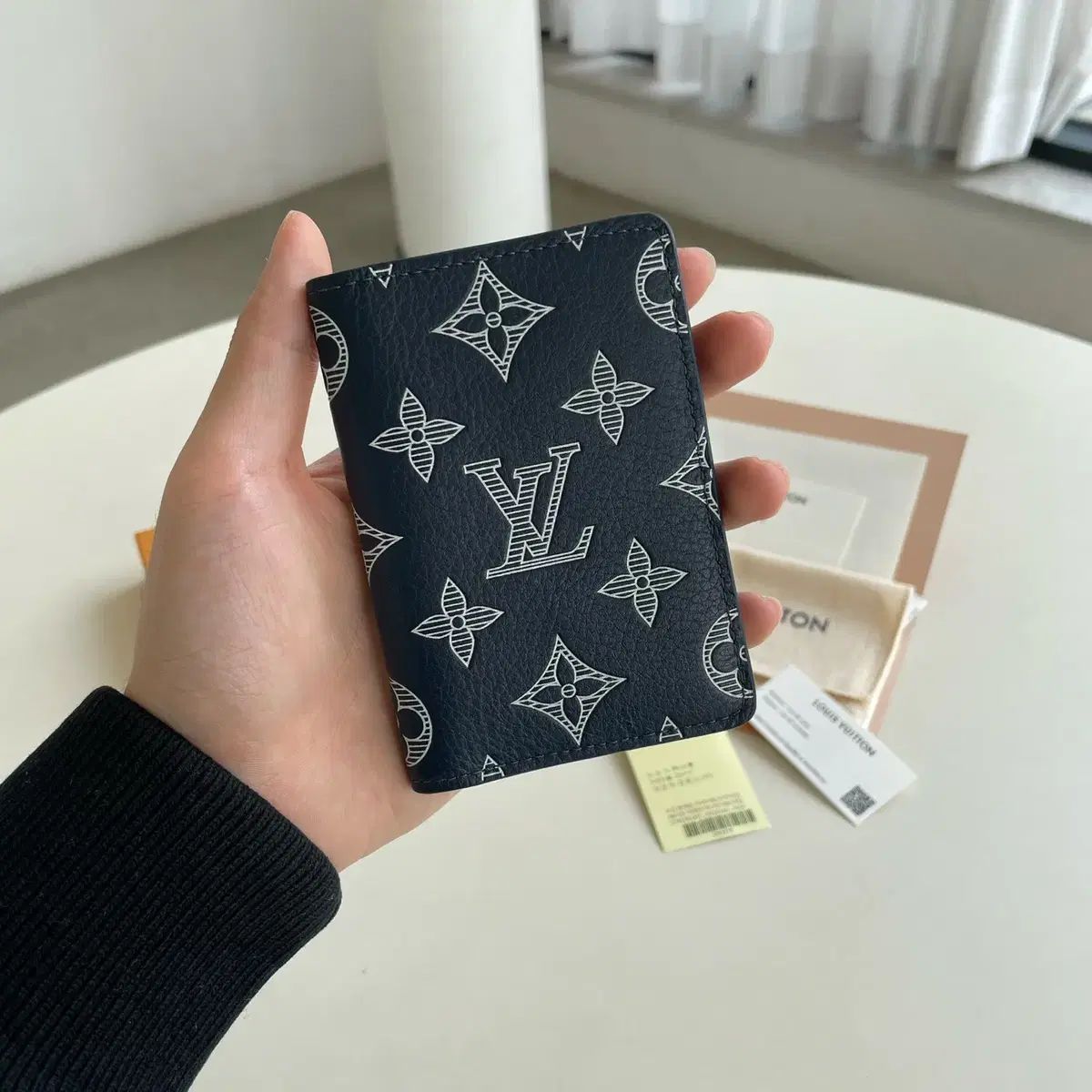 Louis Vuitton(ルイヴィトン) シャドー オーガナイザー カードウォレット
