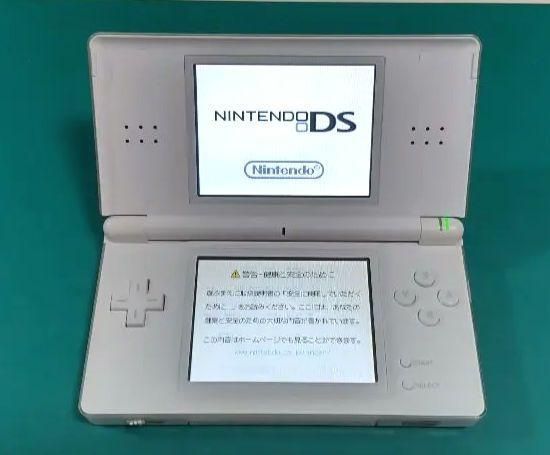 訳あり【中古品】ニンテンドーDS Lite Crystal White箱付 35 - メルカリ