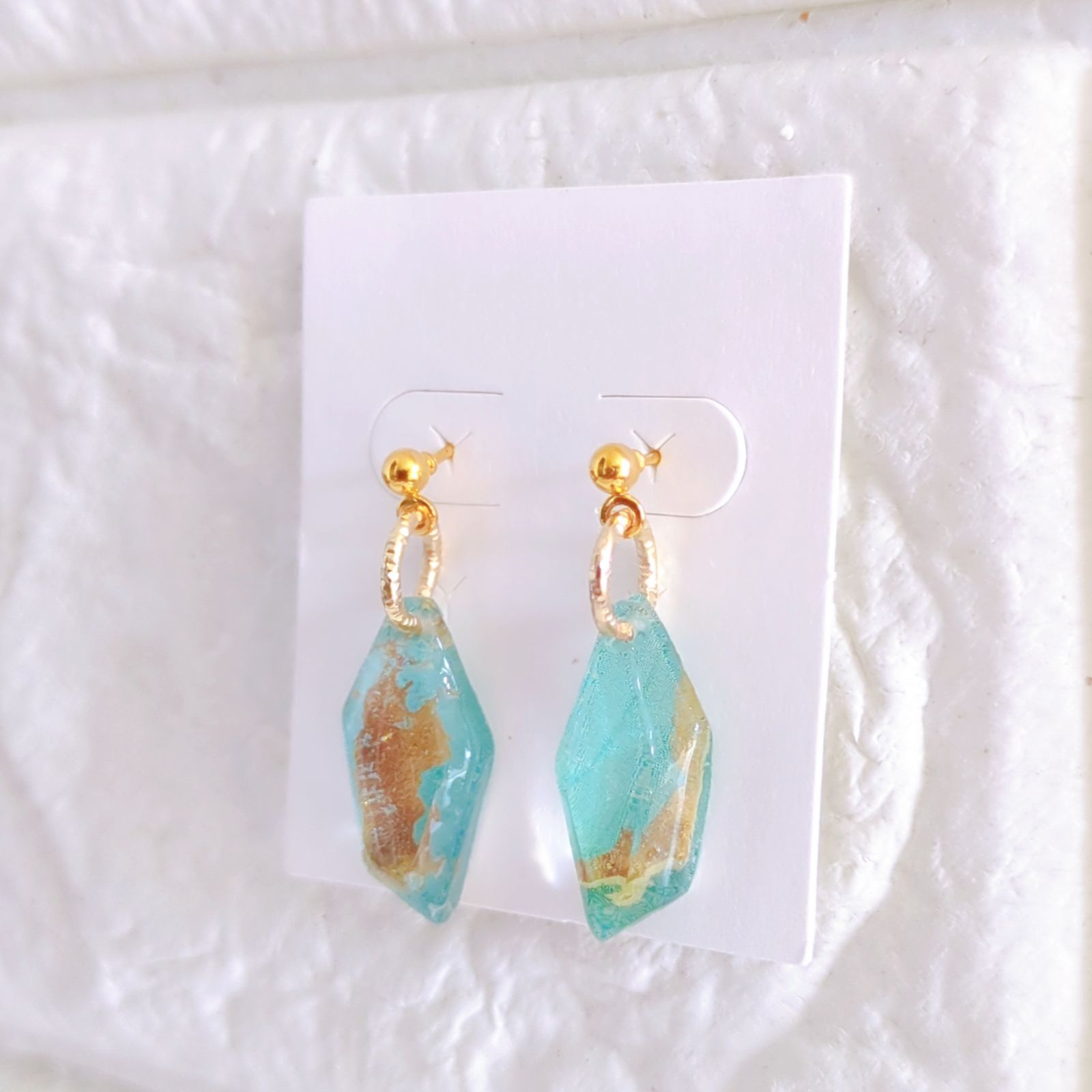 No.143 レジン 宝石型 アルコールインクアート グリーン ピアス 
