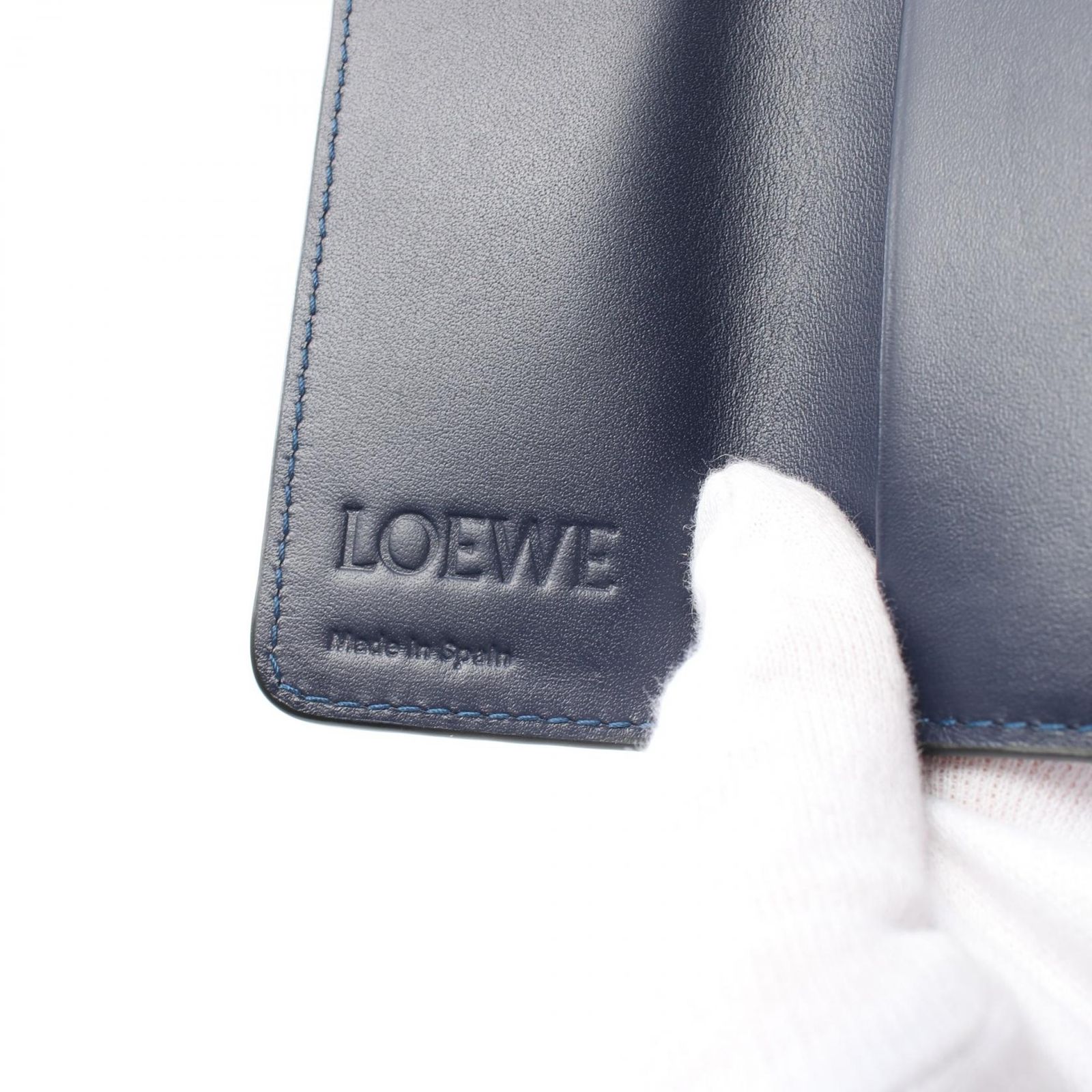 新品LOEWE ネイビー レザー キーケース 新品LOEWE ネイビー レザー キーケース 新品LOEWE ネイビー