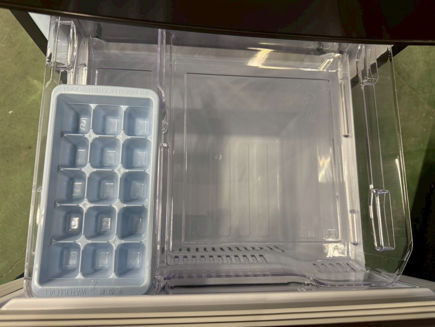 大阪送料無料☆3か月保障付き☆冷蔵庫☆三菱☆2ドア☆2024年☆MR