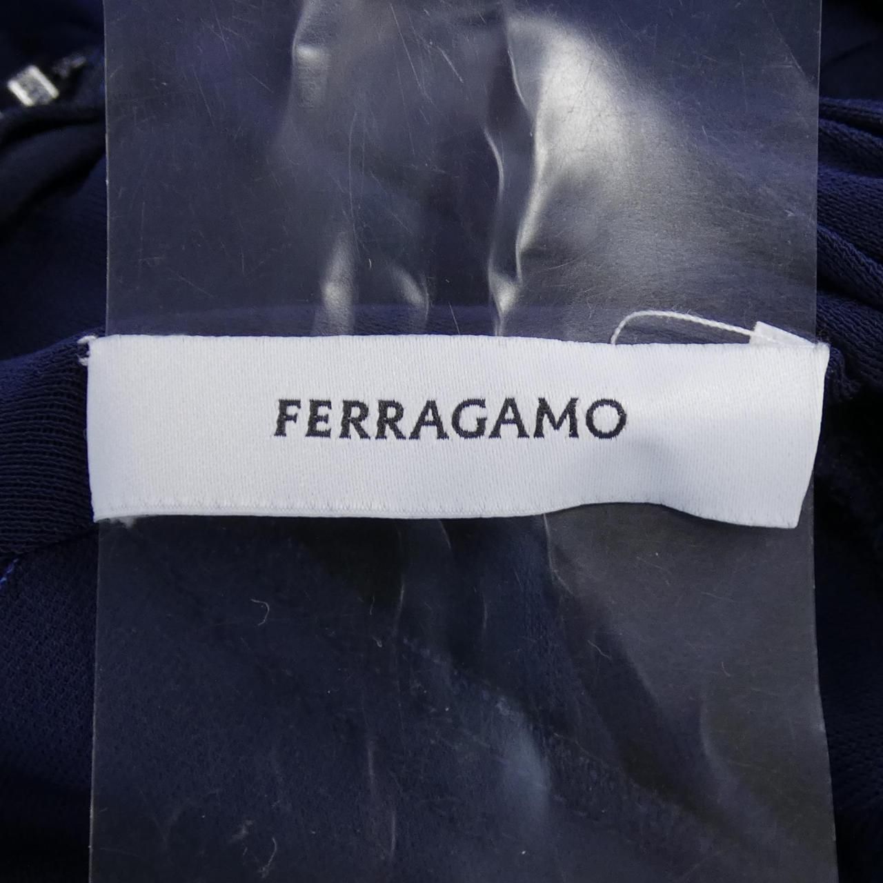 フェラガモ FERRAGAMO