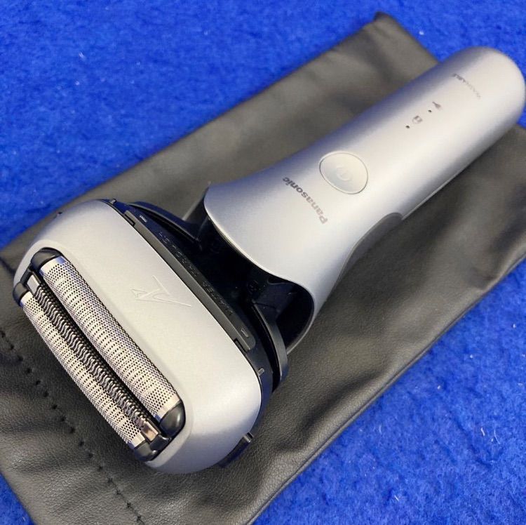 パナソニック メンズシェーバー ラムダッシュ 3枚刃 青 全自動洗浄器付 お風呂剃り可 ES-LT8B-A