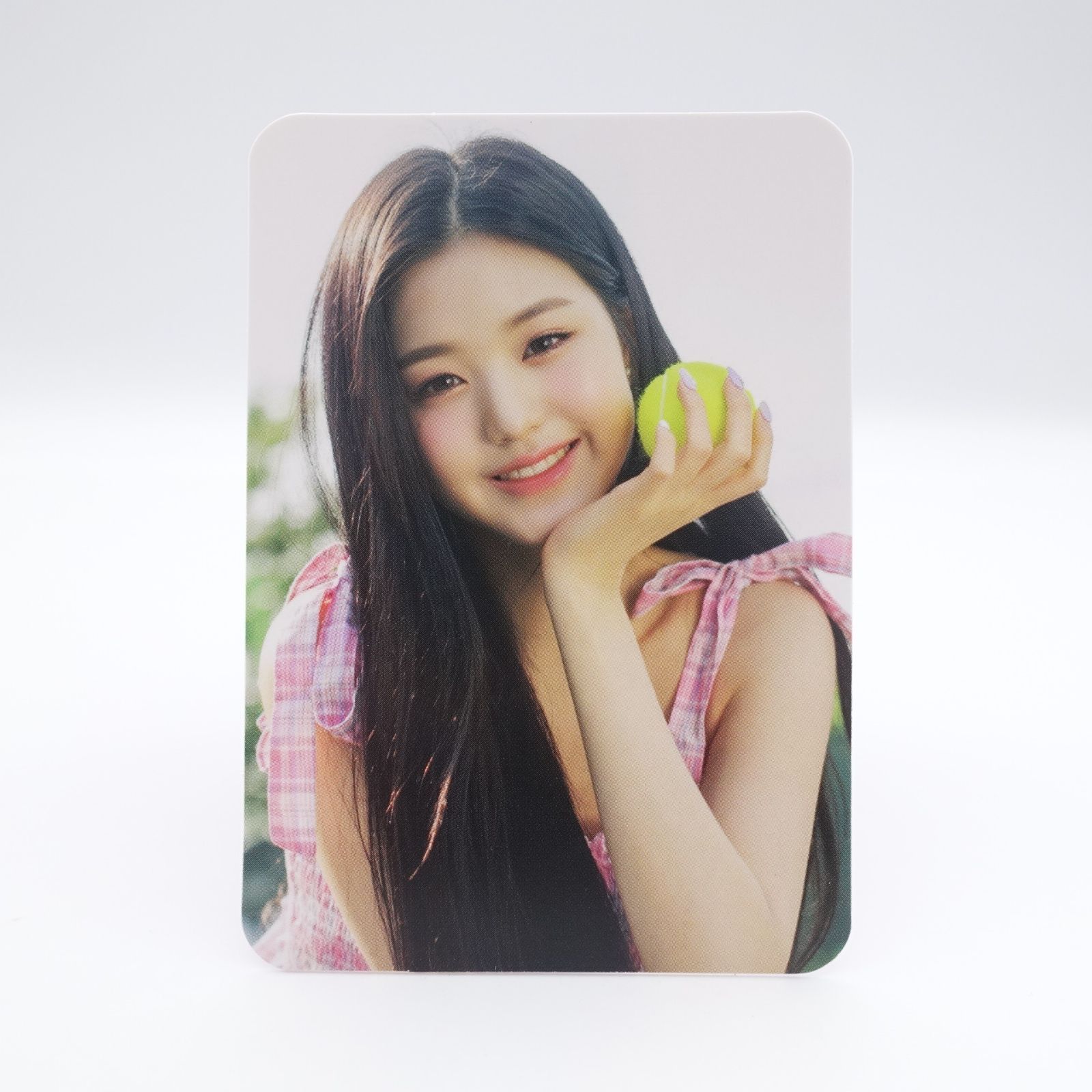 新版 IZ*ONE ウォニョン IVE フォトカード トレカ ME ON EYES K-POP 新版 IZ*ONE ウォニョン IVE フォトカード トレカ ME ON EYES K-POP