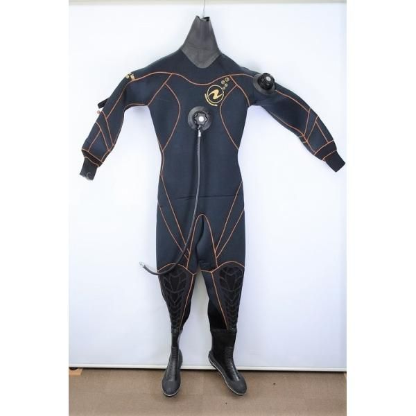 AQUALUNG アクアラング 5mm 女性用 ドライスーツ（166cm/50kg/ブーツ25cm)［Dsuit-200901IE］ AQUALUNG アクアラング 5mm 女性用 ドライスーツ（166cm/50kg