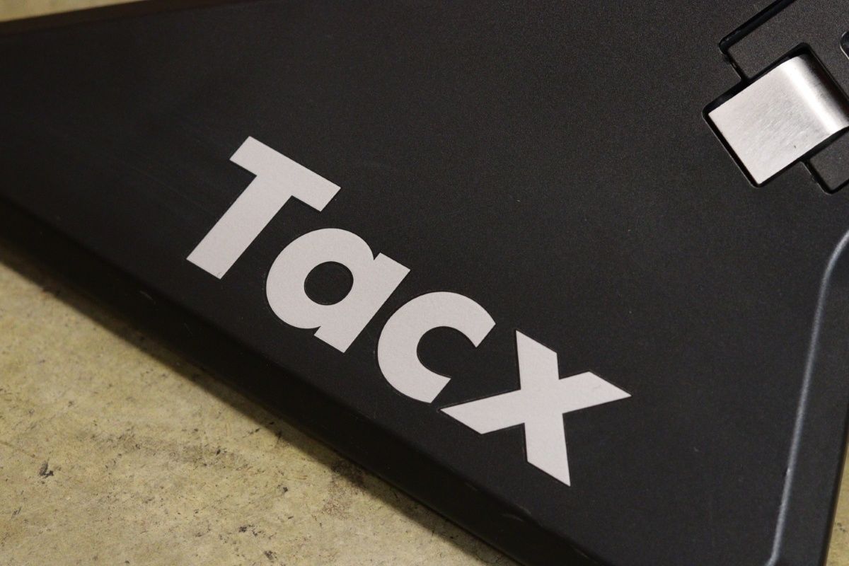 タックス Tacx
