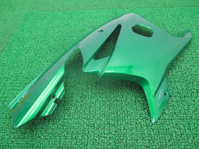 トルネード900 アンダーカウル 左 緑M 218.1.405.1A ベネリ 純正 バイク 部品 Benelli 車検 Genuine 【中古】 49 トルネード900 アンダーカウル 左 緑M 218.1.405.1A ベネリ 純正