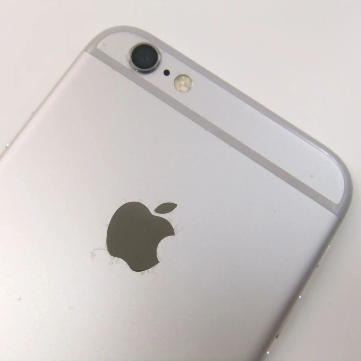 iPhone - 中古 SIMフリー iPhone6S 16GB シルバー 中古】 iPhone 6S 16GB シルバー SIMフリー - メルカリ