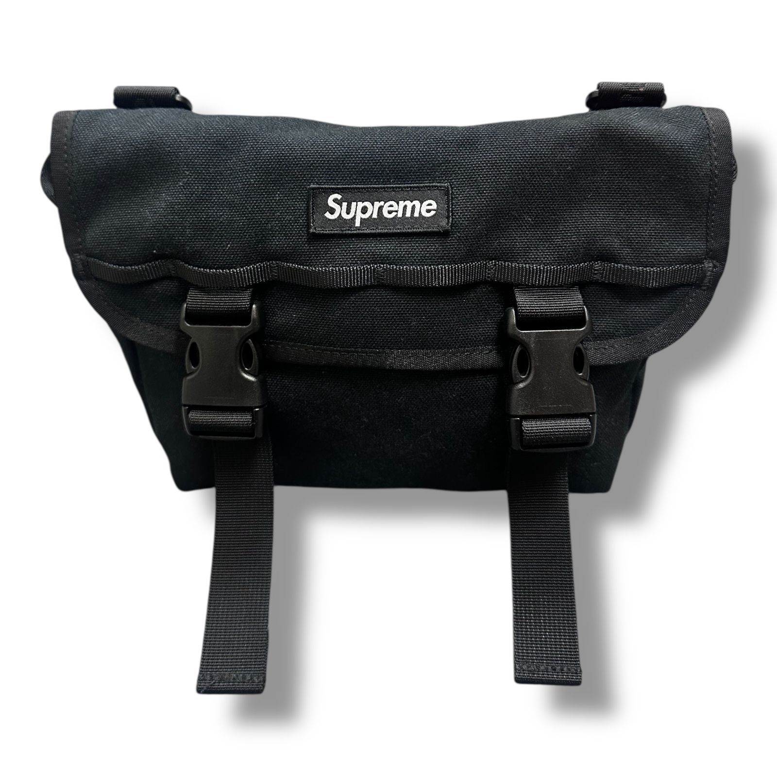 人気ブランド◎【Supreme】 メッセンジャーバッグ ブラック CORDURA