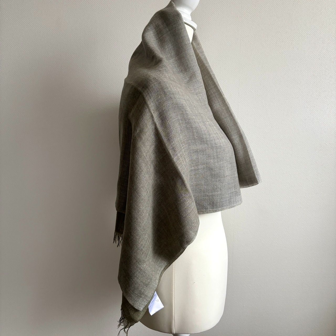 【ブルネロクチネリ】　カシミヤ ストール 美品 ブルネロクチネリ】カシミヤ ストール 美品