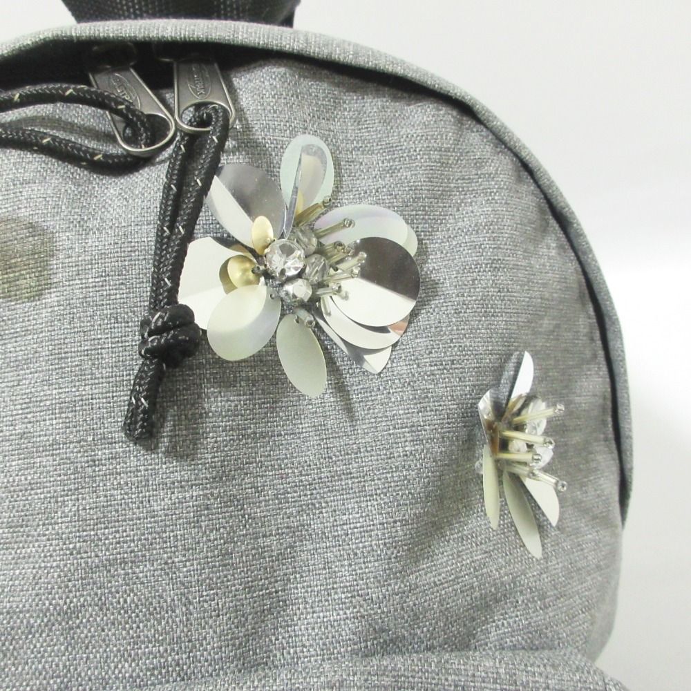 未使用　Chestyチェスティ　イーストパック　コラボ　リュック 　花　グレー 美品 Chesty チェスティ ×EASTPAK イーストパック コラボ フラワー