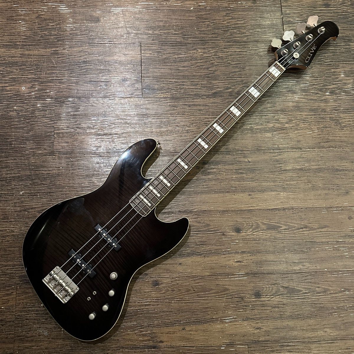 CLIVE SANCTUS M400 Electric bass アクティブ クライブ エレキベース