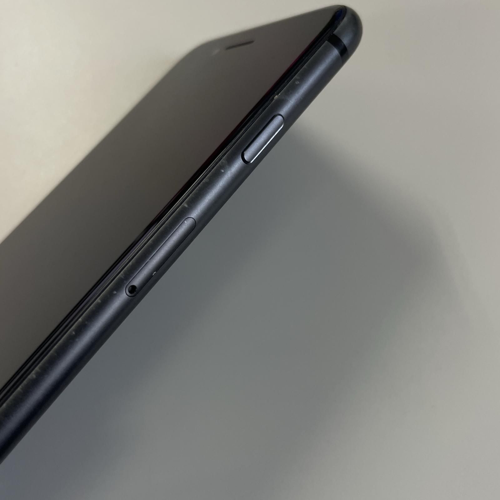 docomo iPhone 8 64GB スペースグレイ 【公式通販】