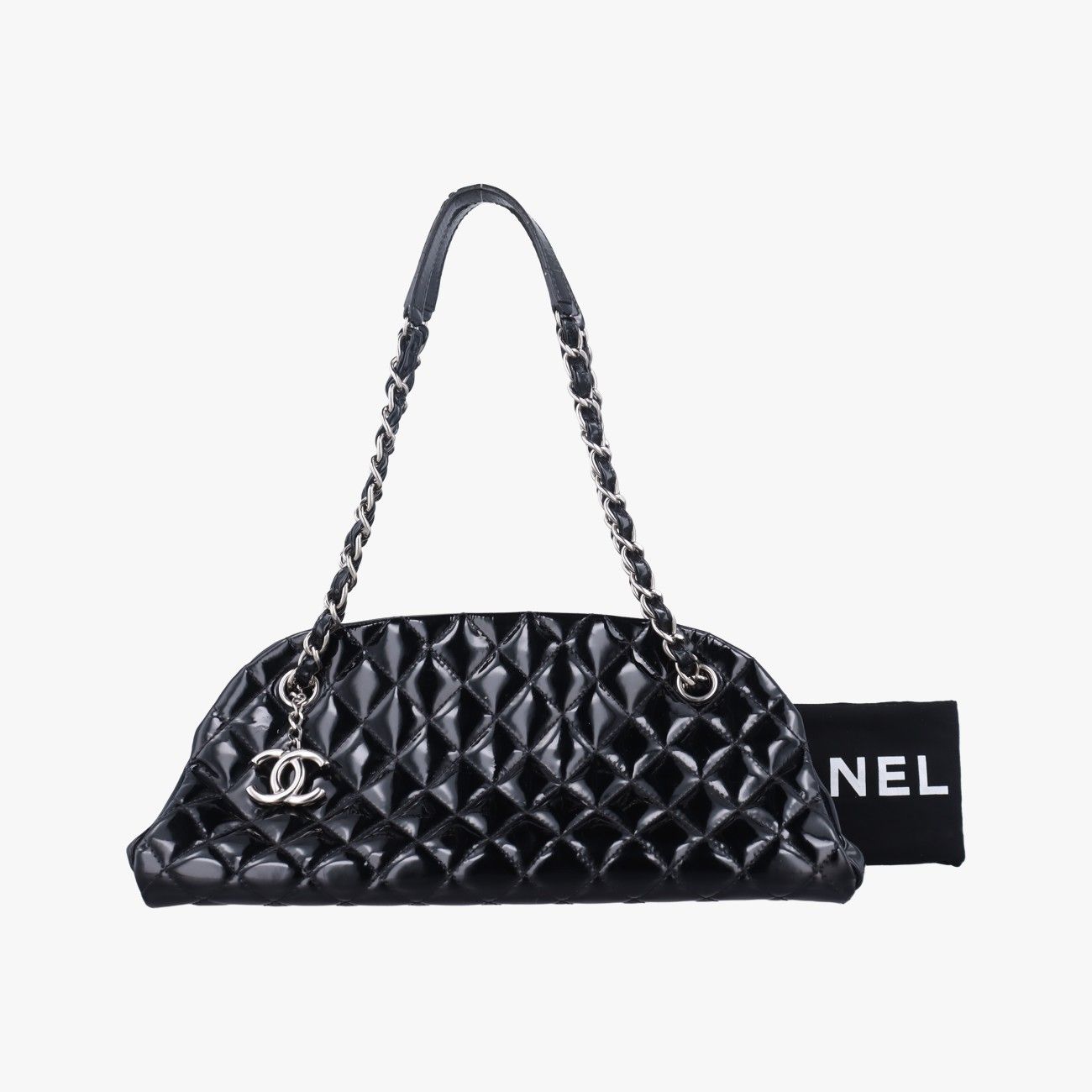 シャネルChanelマドモアゼル ボーリングブラックパテントA5055716102669