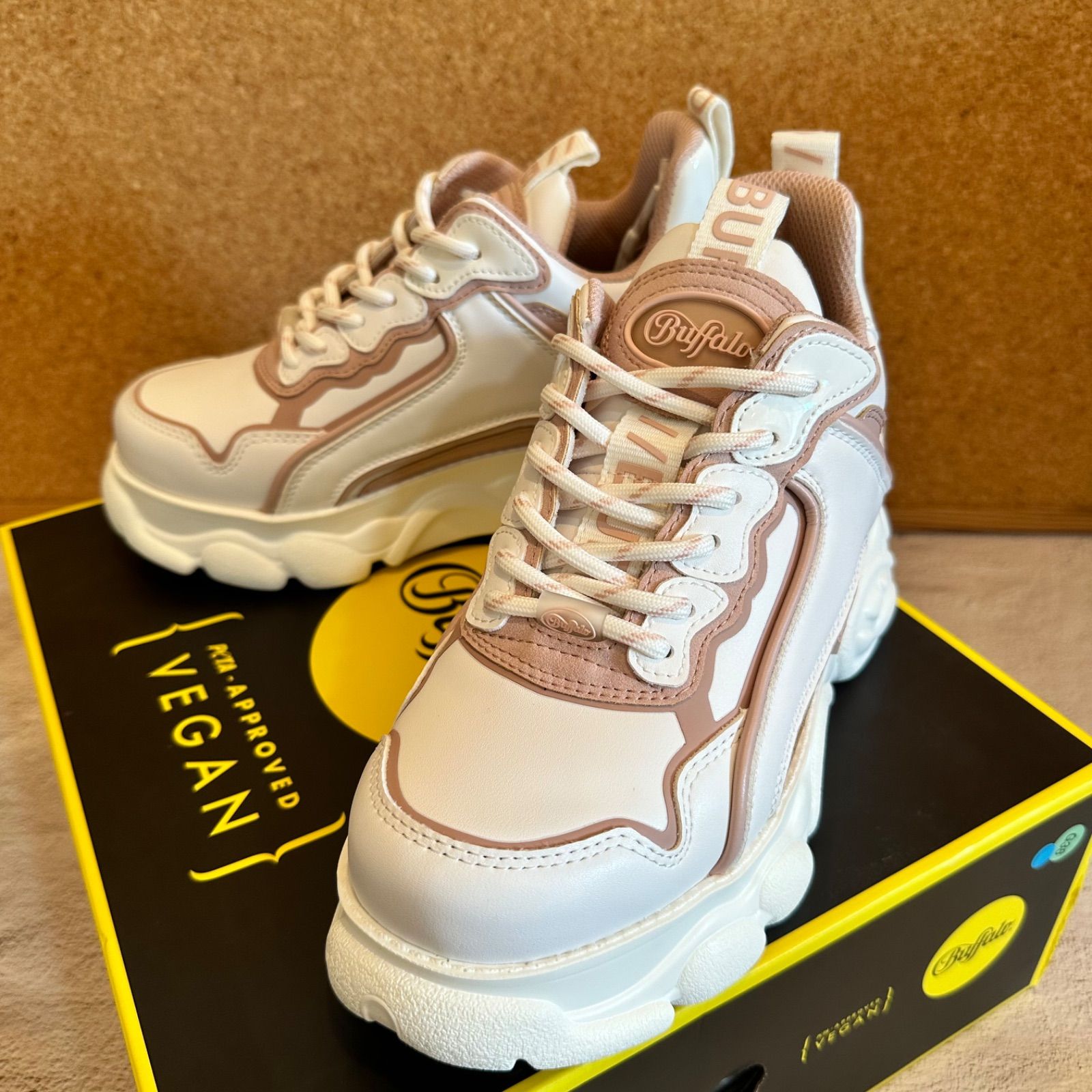 Buffalo CLD CHAI 厚底 ダッドスニーカー - メルカリ