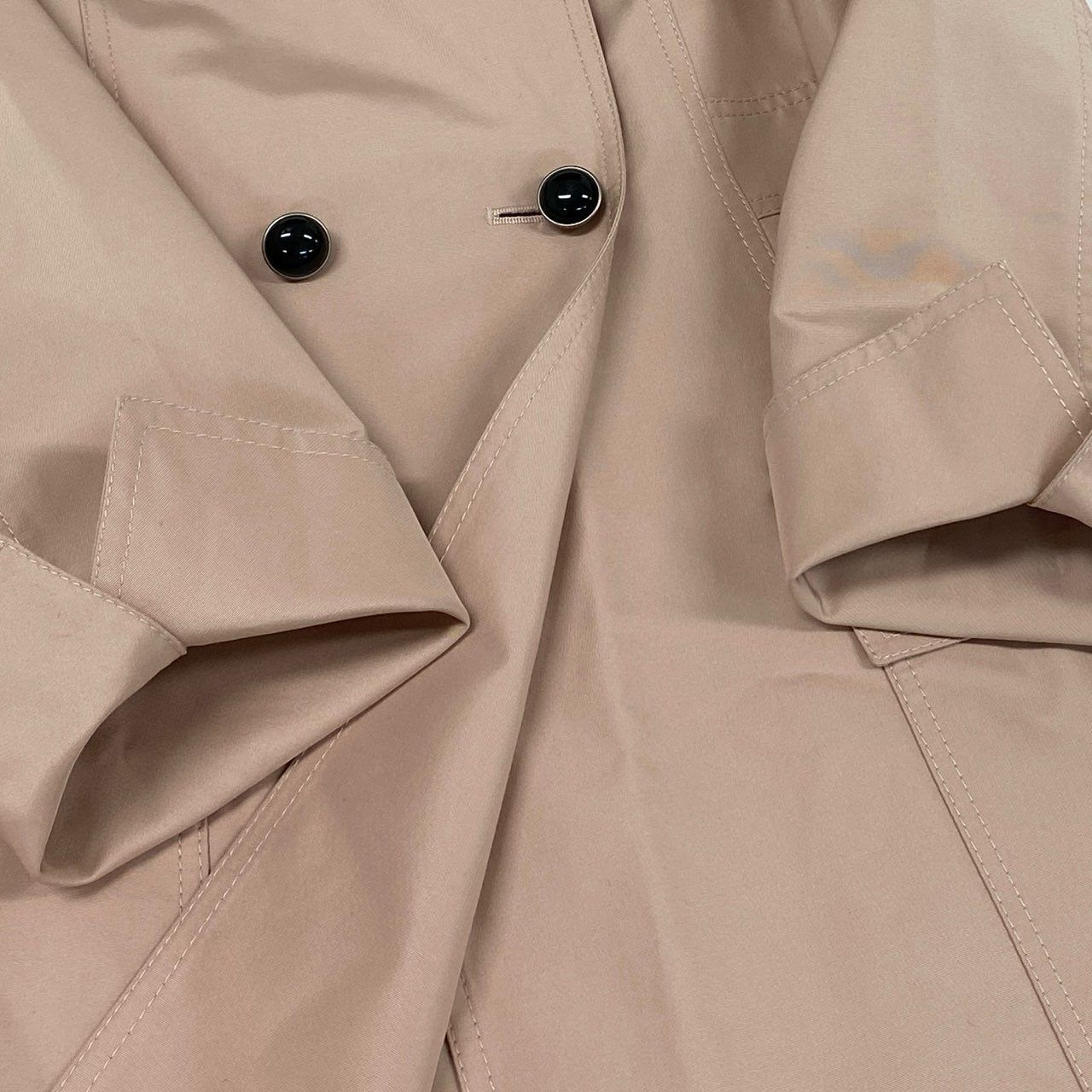 FOXEY BOUTIQUE フォクシー ウール×シルク トレンチコート 今年も魅力