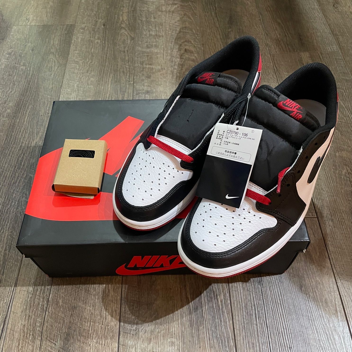 新品 国内正規 Nike Air Jordan 1 Retro Low OG Black Toe つま黒 ジョーダン1 ロー スニーカー ナイキ  CZ0790-106 29cm 62304A