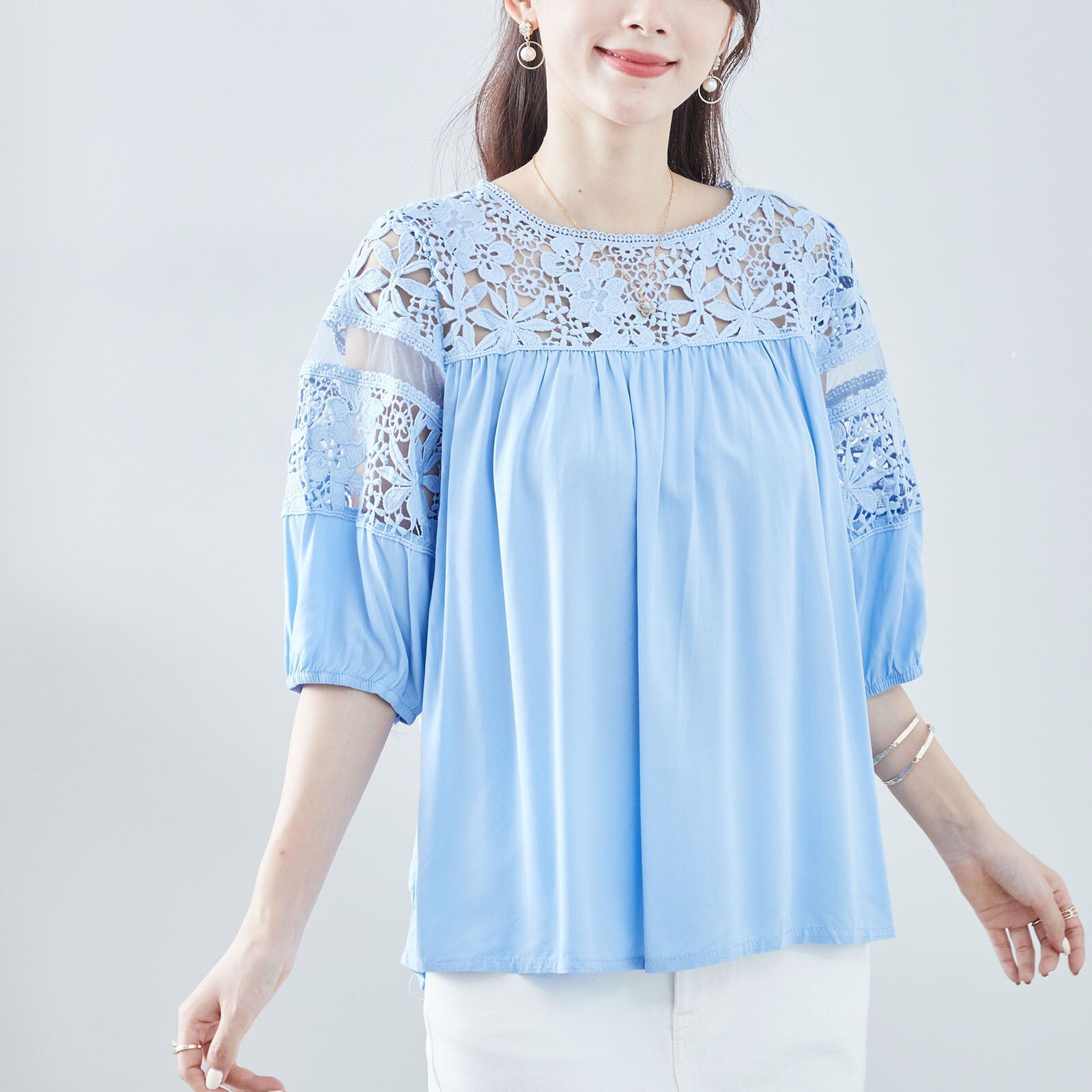 ブルー】amie studio 肩レーストップス - メルカリ