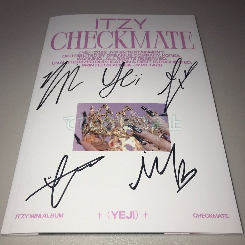 エンタメ/ホビーITZY 直筆サイン「CHECKMATE」Standard Edition - K 