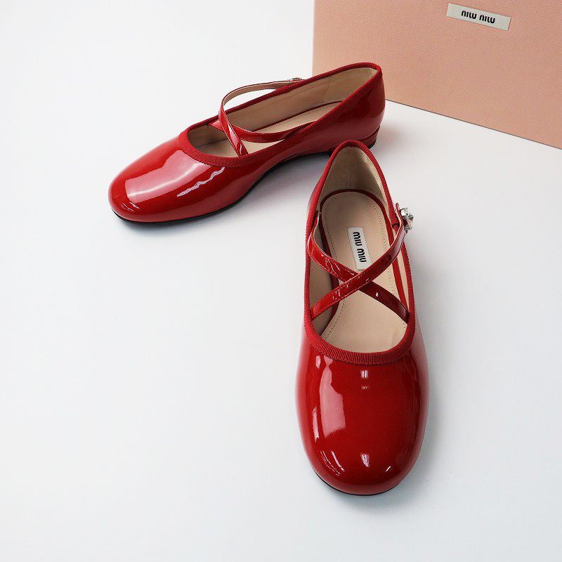 極美品 ミュウミュウ miu miu エナメルクロスストラップバレエシューズ 