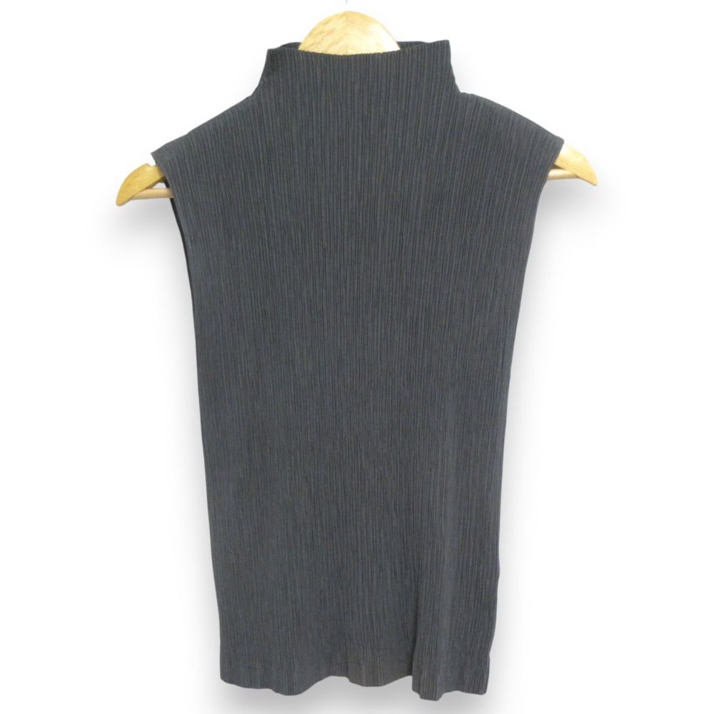イッセイミヤケ　ノースリーブニット 美品 ISSEY MIYAKE FETE イッセイミヤケフェット プリーツ