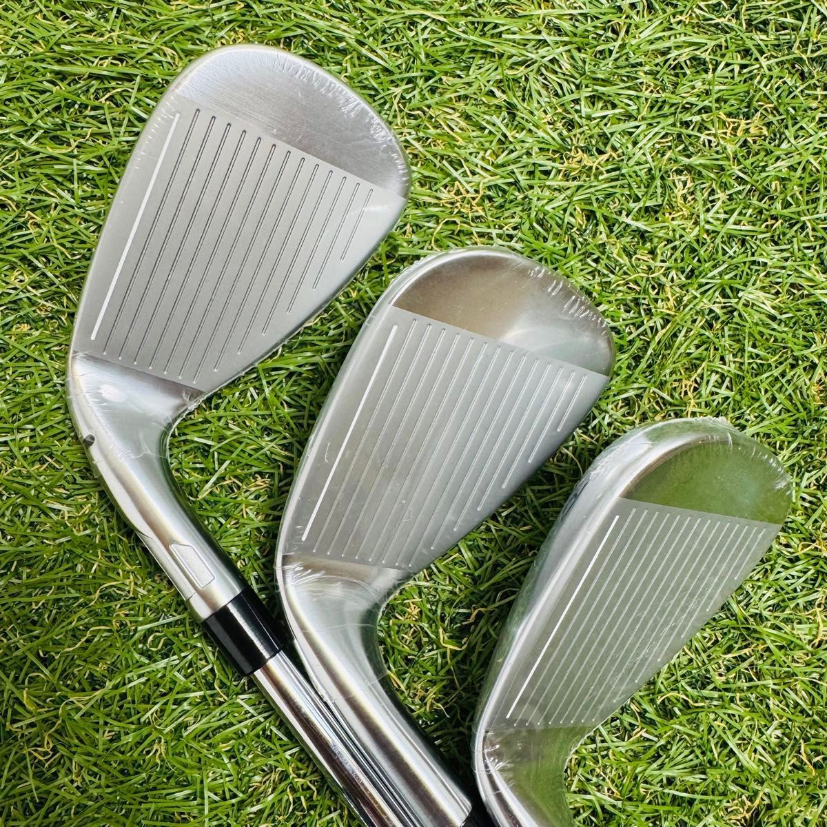 【新品未使用】テーラーメイド Qi メンズアイアンセット 5本 スチール S 新品未使用】テーラーメイド Qi メンズアイアンセット 5本 スチール S