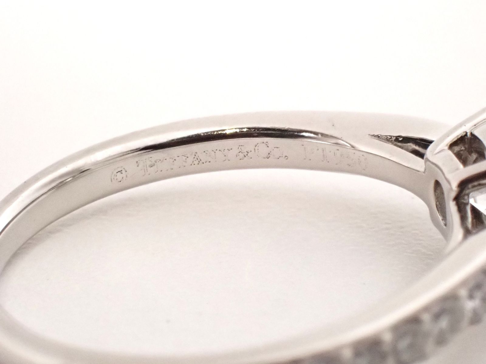 TIFFANY&Co.(ティファニー) Pt950 プラチナ ハーモニーハーフエタニティダイヤリング 0.66ct ダイヤモンド リング 3.1g