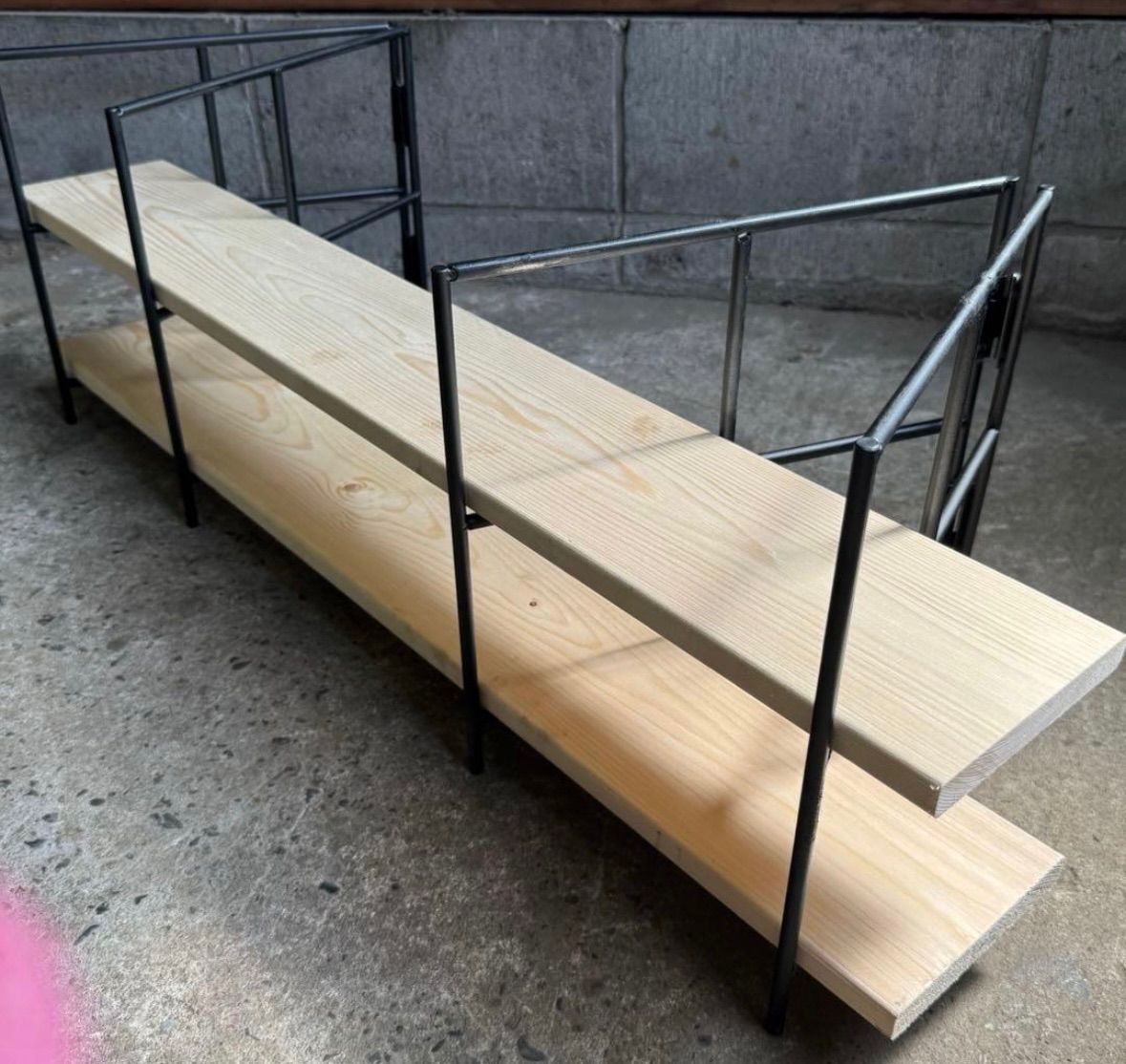 無骨な鉄脚 アイアンローボード 卓上 イベント什器