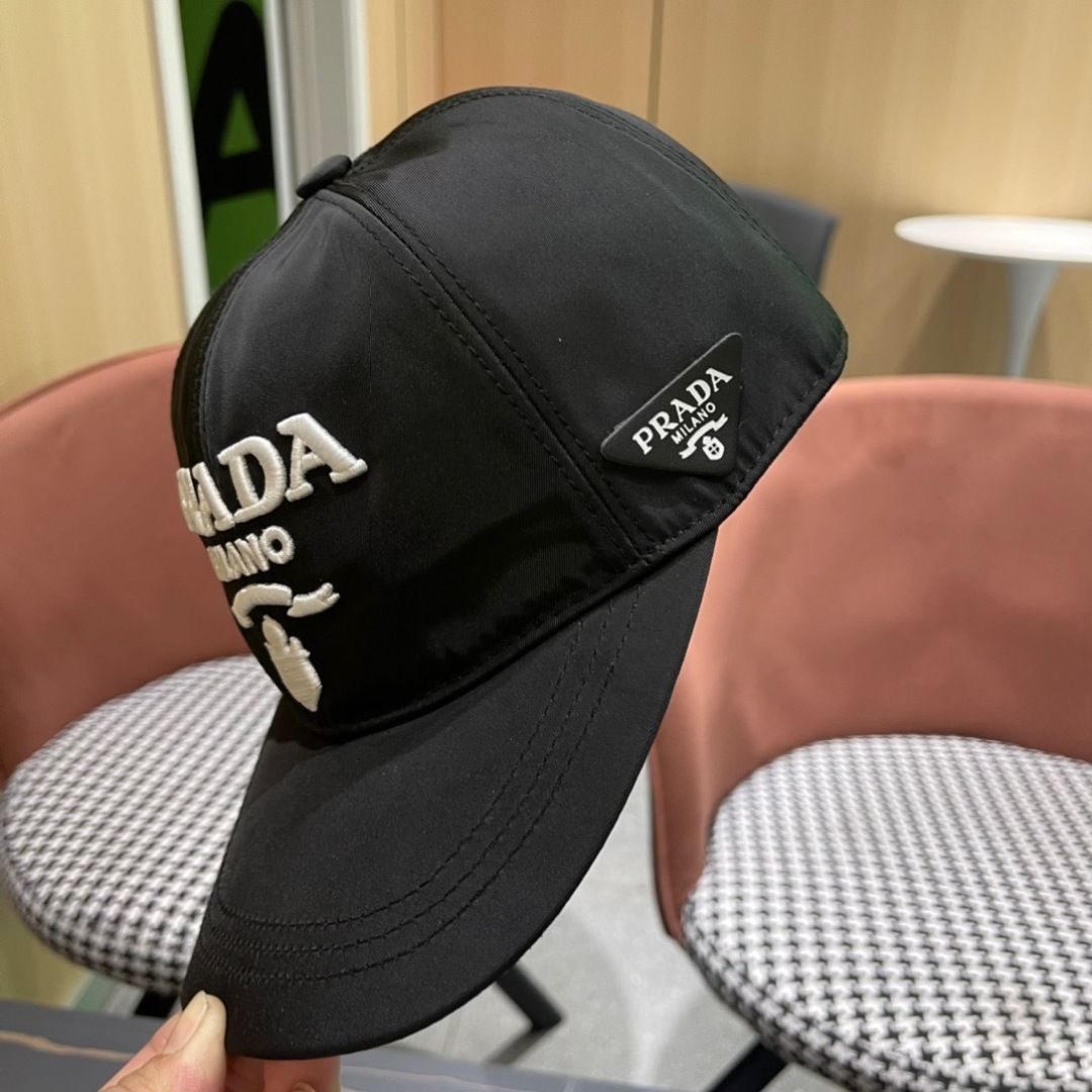 パリ直送!【PRADA】☆ベルベット ベースボールキャップ☆ PRADA＊Velvet baseball cap ベルベットキャップ＊送料込 (PRADA