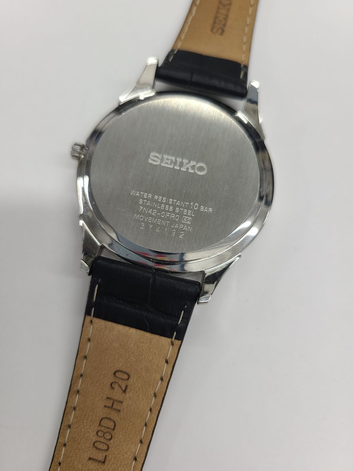 374192 革ベルト