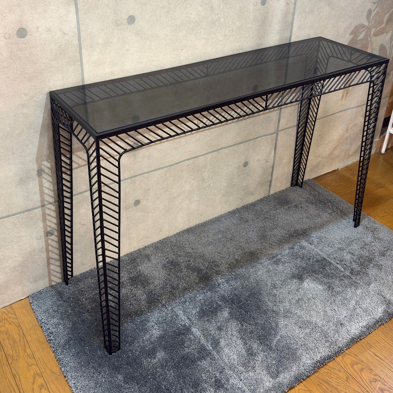 アイアンフレーム×ガラス天板