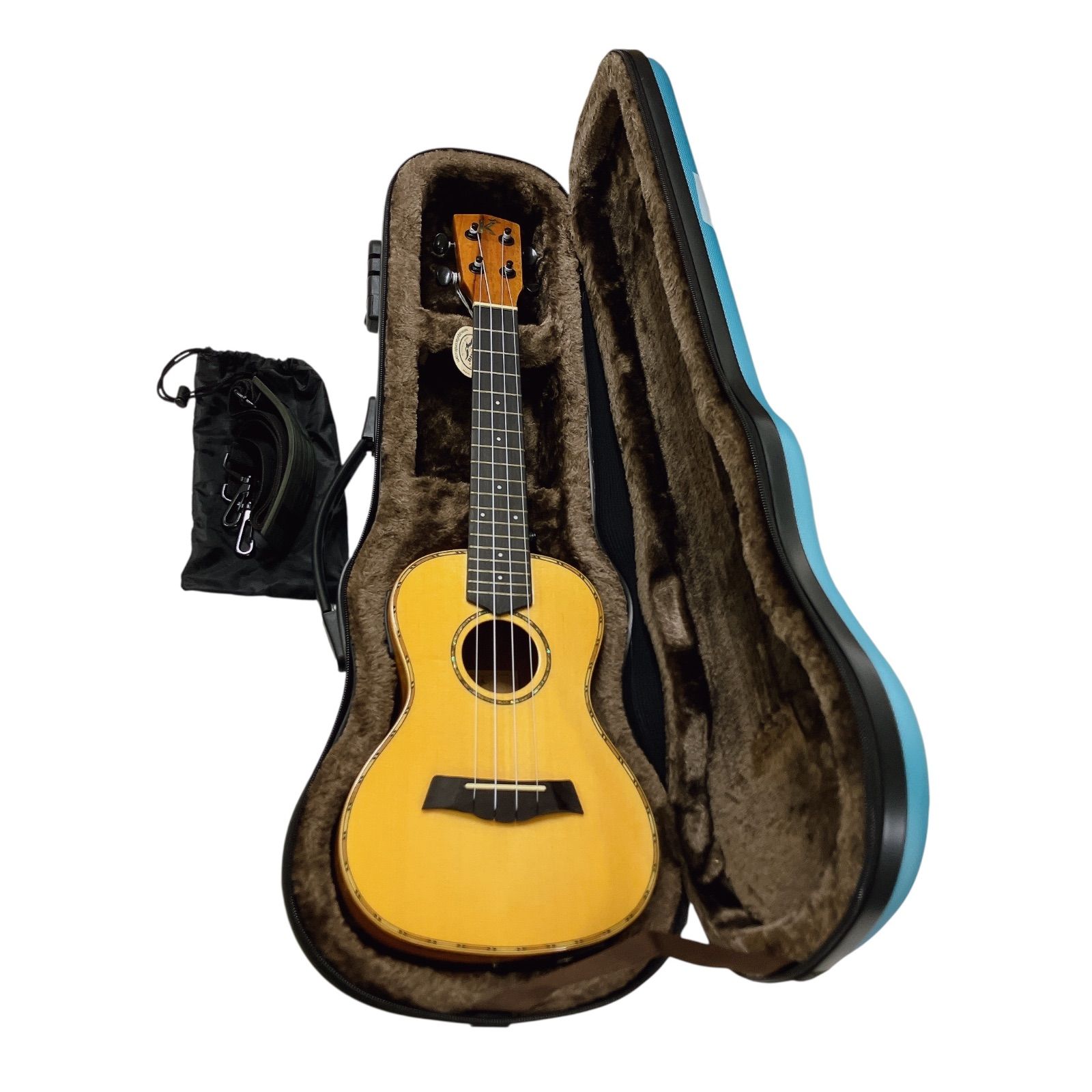 AT-119 Aquila アクィーラ ウクレレ Kamehameha Ukulele KMC-23SEQ ケース付き