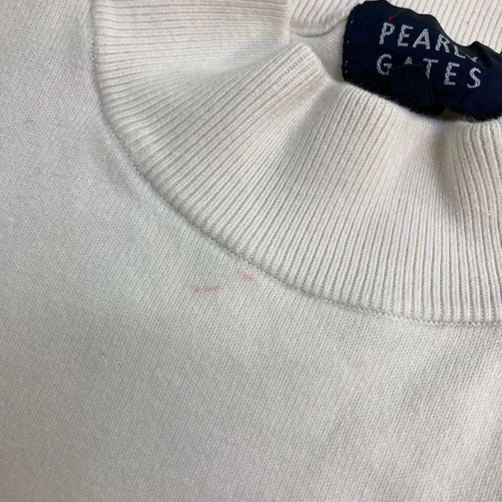 サイズ：4 PEARLY GATES パーリーゲイツ  モックネック 長袖ニットセーター  ホワイト系 [240101471556] ゴルフウェア メンズ ストスト サイズ：4 PEARLY GATES パーリーゲイツ モックネック 長袖ニット
