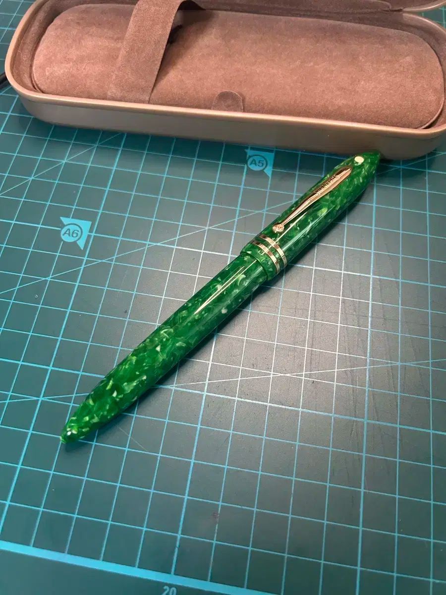 シェーファー バランス 2 万年筆 再版 ー 18k ゴールドニップ EF 米国