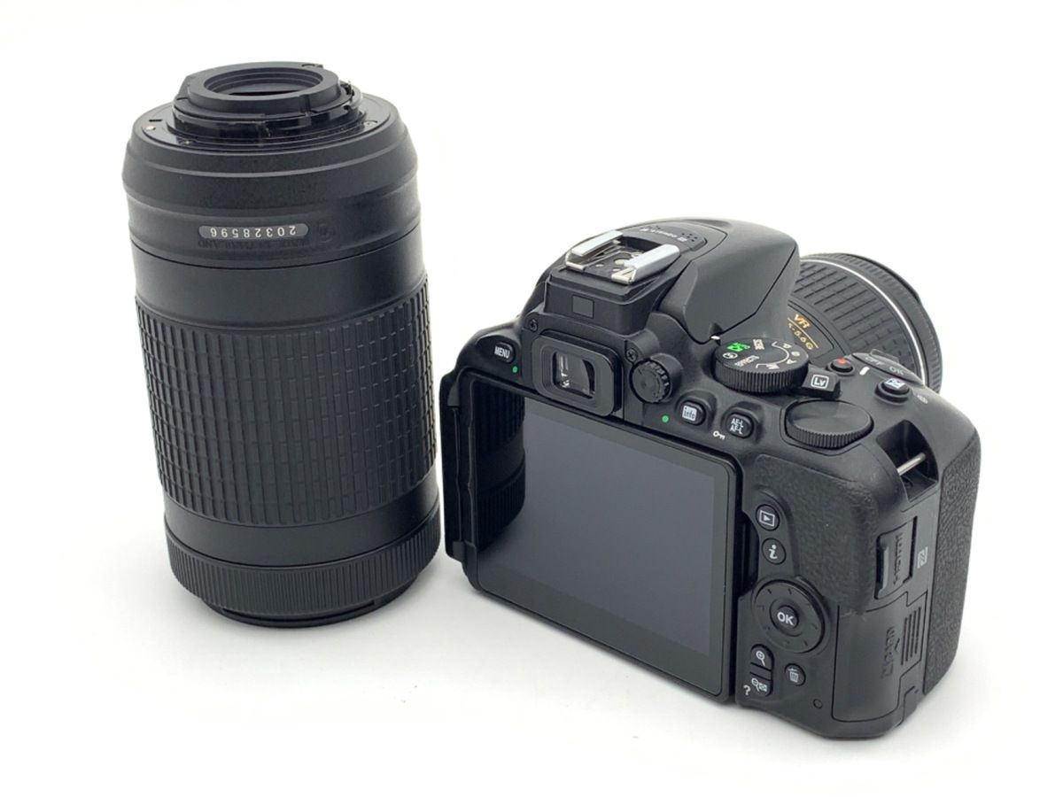 D5600
