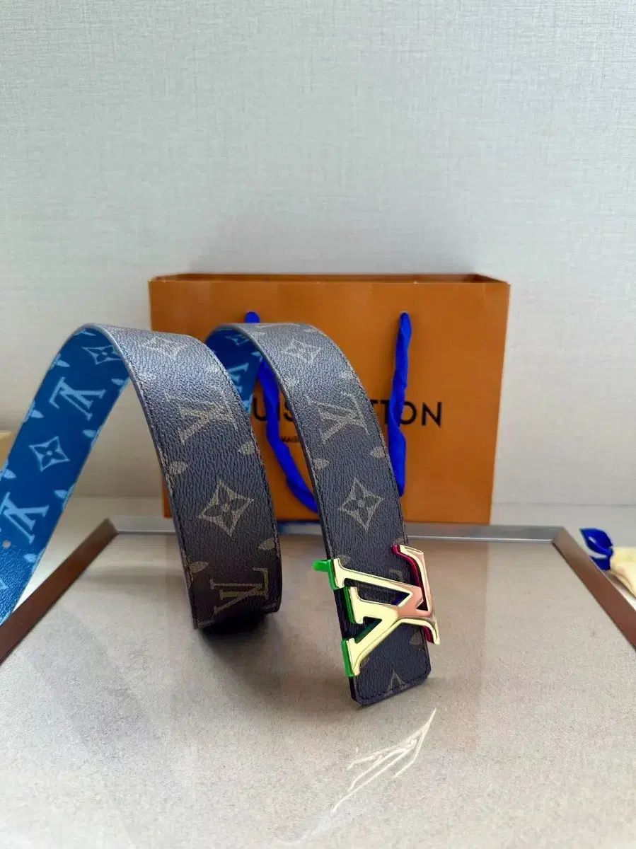 Louis Vuitton モノグラムベルト 90/36 Louis Vuitton モノグラム