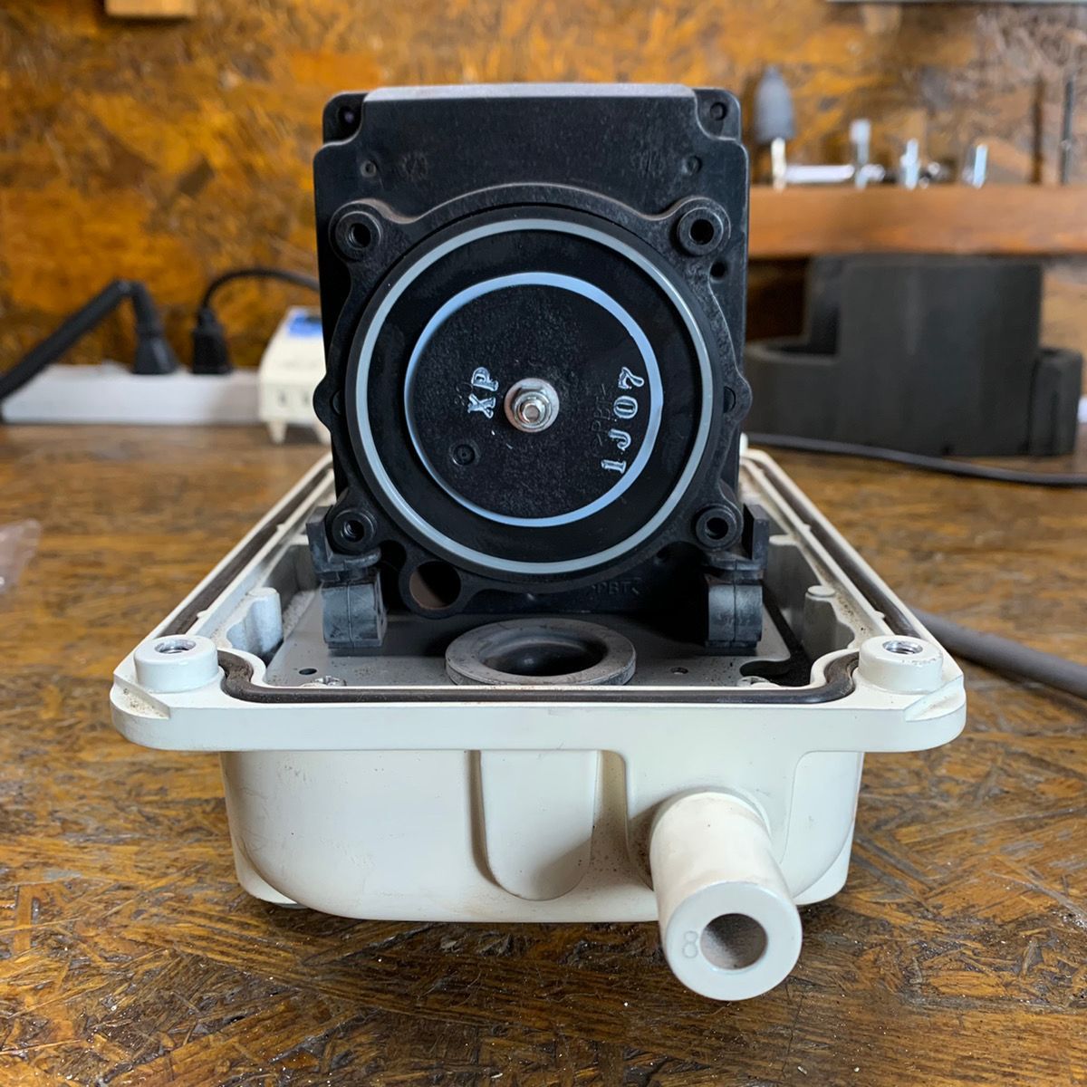 中古 テクノ高槻 XP-80 浄化槽 水槽 アクアリウム ブロワー