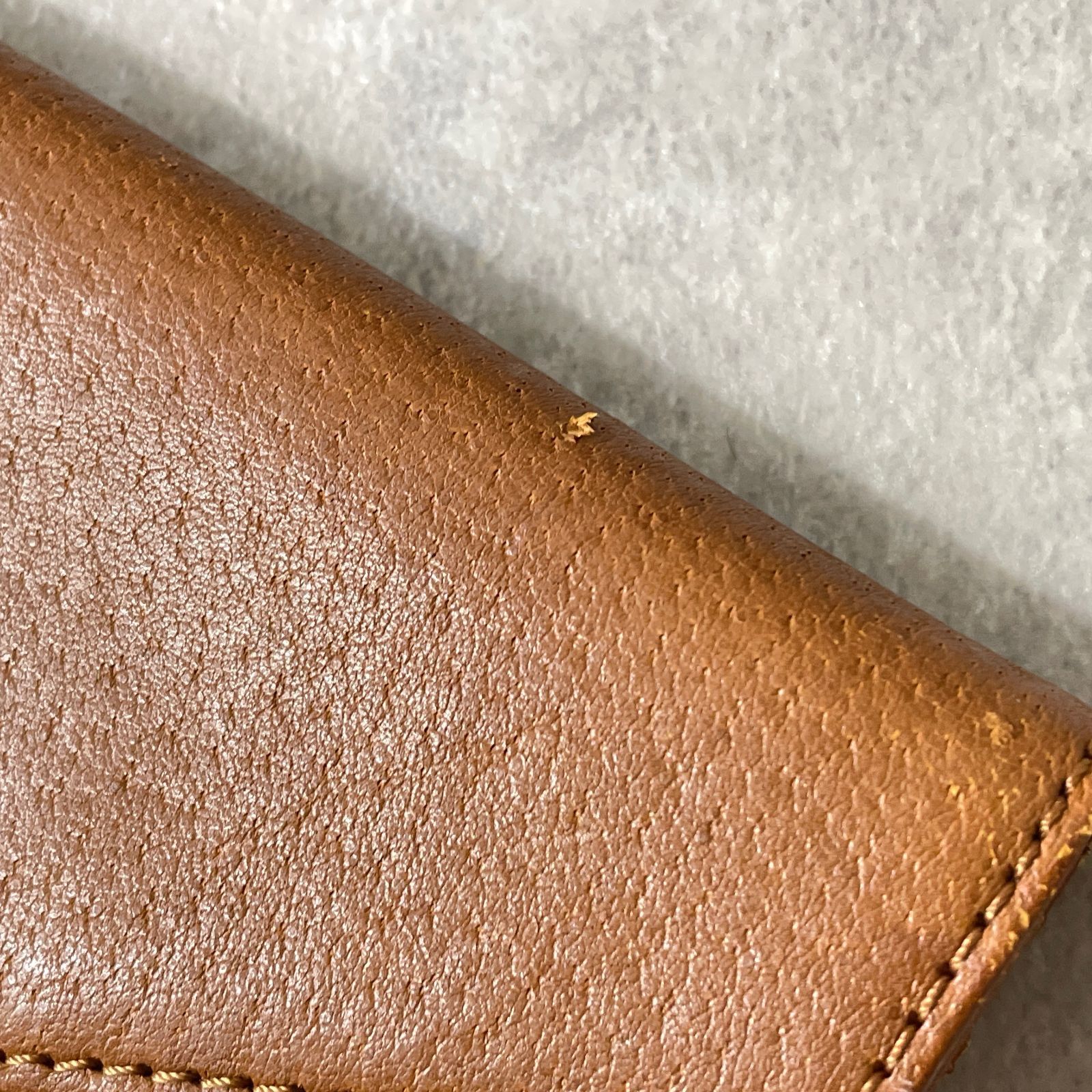 Yves Saint Laurent ヴィンテージ スタッズ装飾 レザー ショルダー 