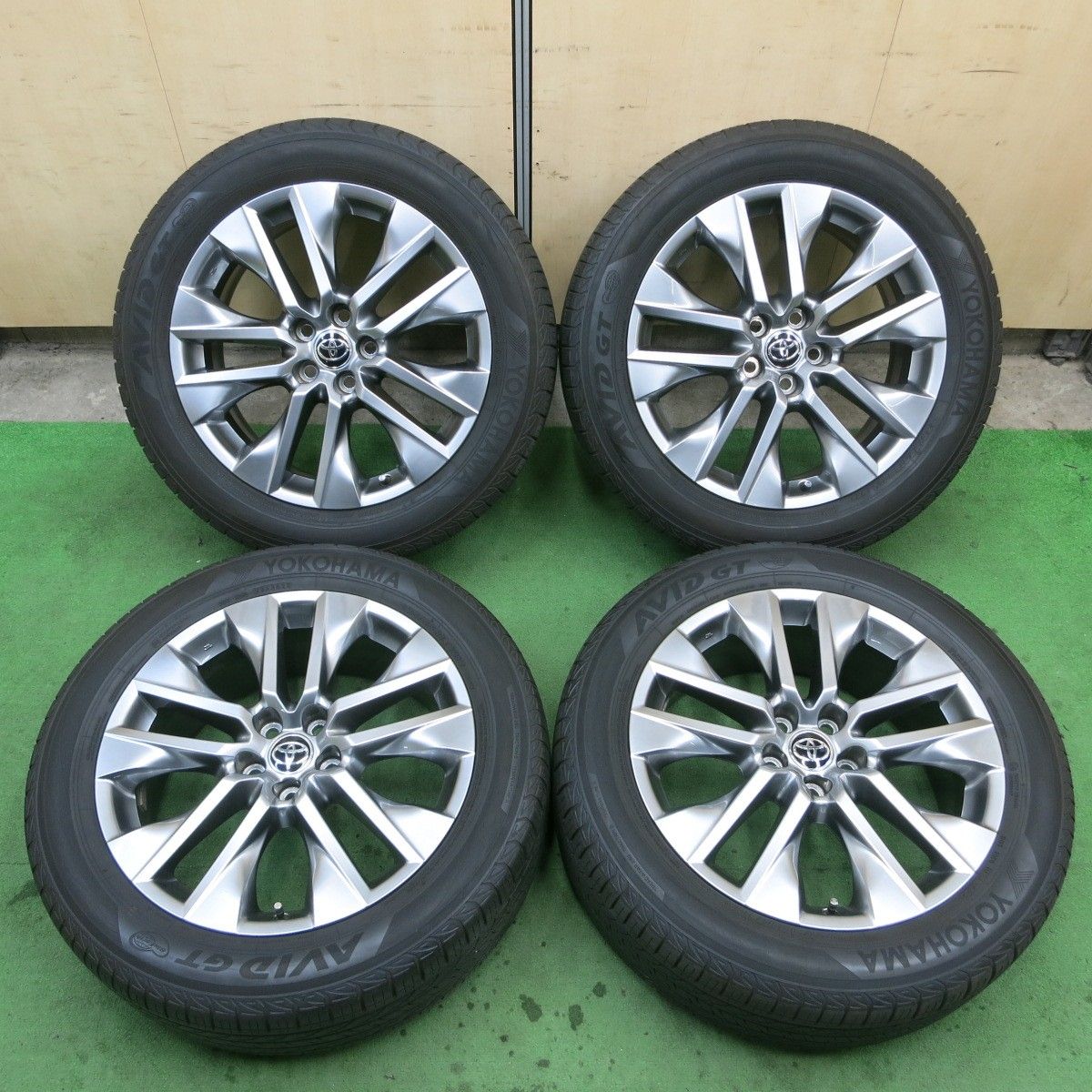 バリ溝 22年 9分 トヨタ RAV4 G Z パッケージ 純正 235|55R19 ヨコハマ AVID GT 19インチ PCD114.3|5H 5050202ナノ