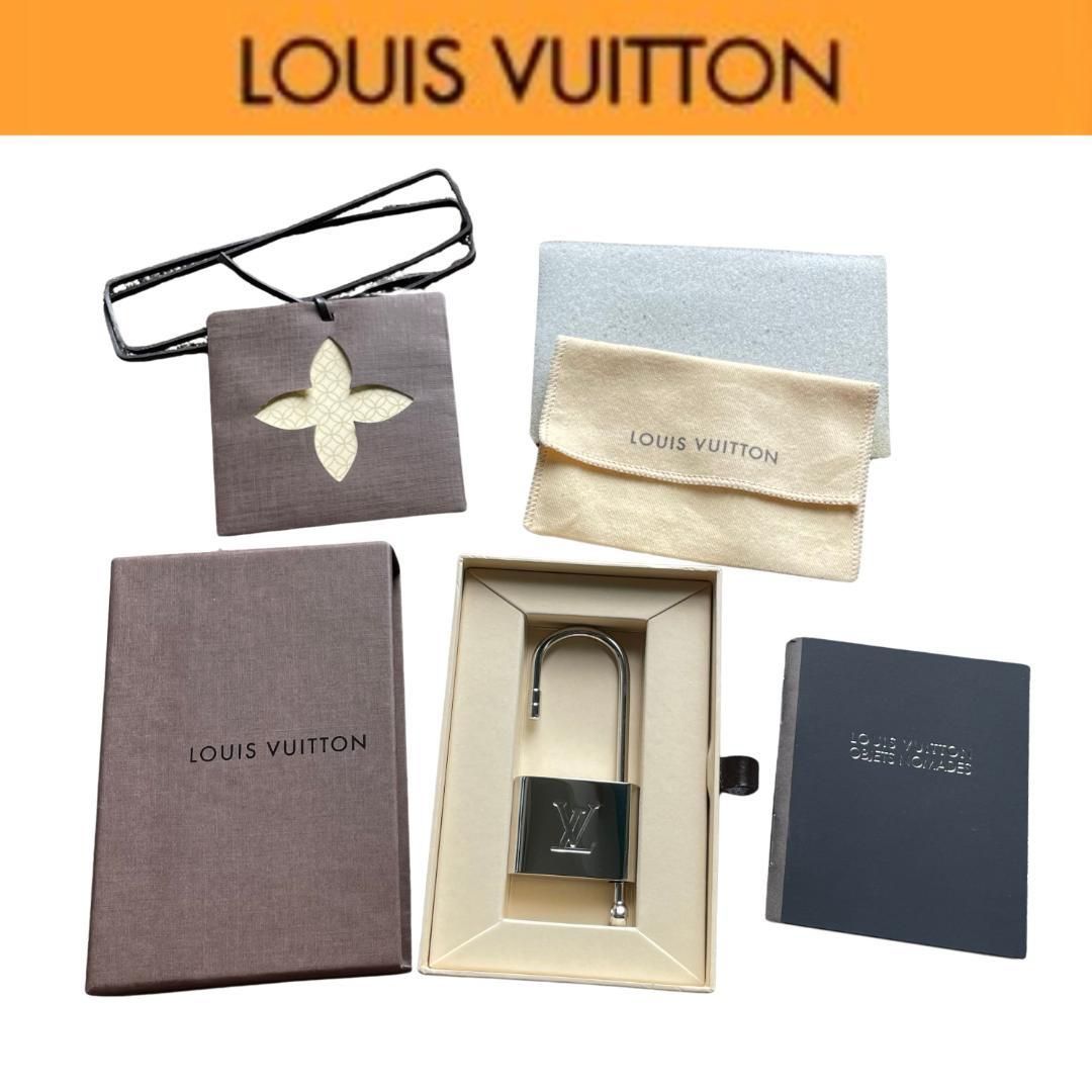 LOUIS VUITTON ルイヴィトン パドロック バックハンガー バックフック メタルシルバー 品