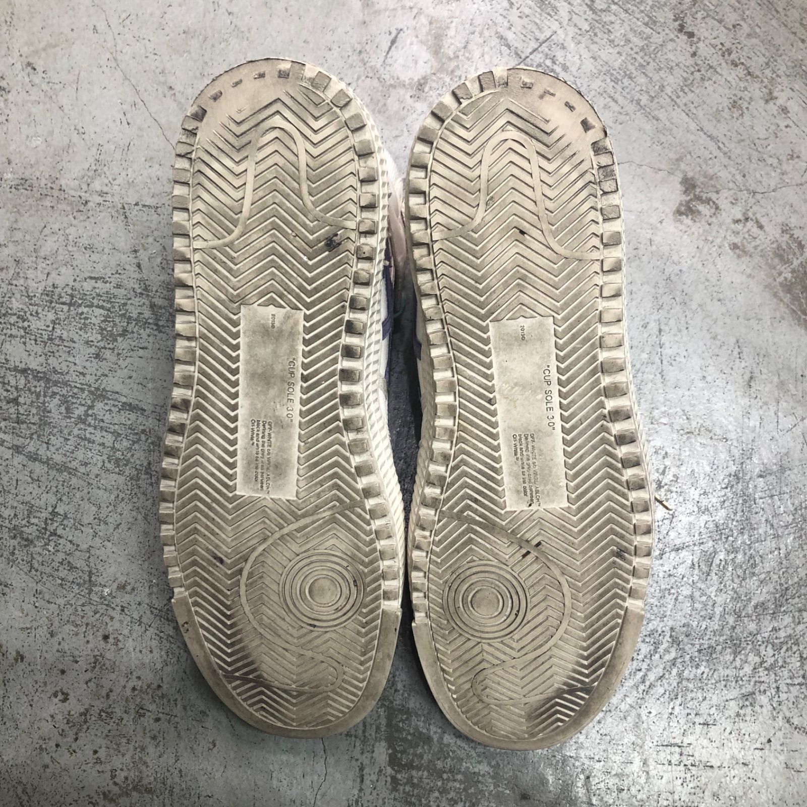 OFF-WHITE Vulcanized Hi Top レザー ハイカット スニーカー