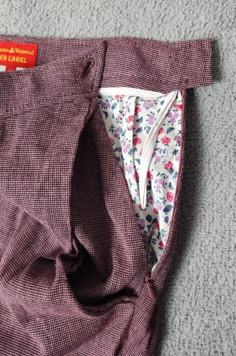 Vivienne Westwood(ヴィヴィアン・ウエストウッド) レッドレーベル