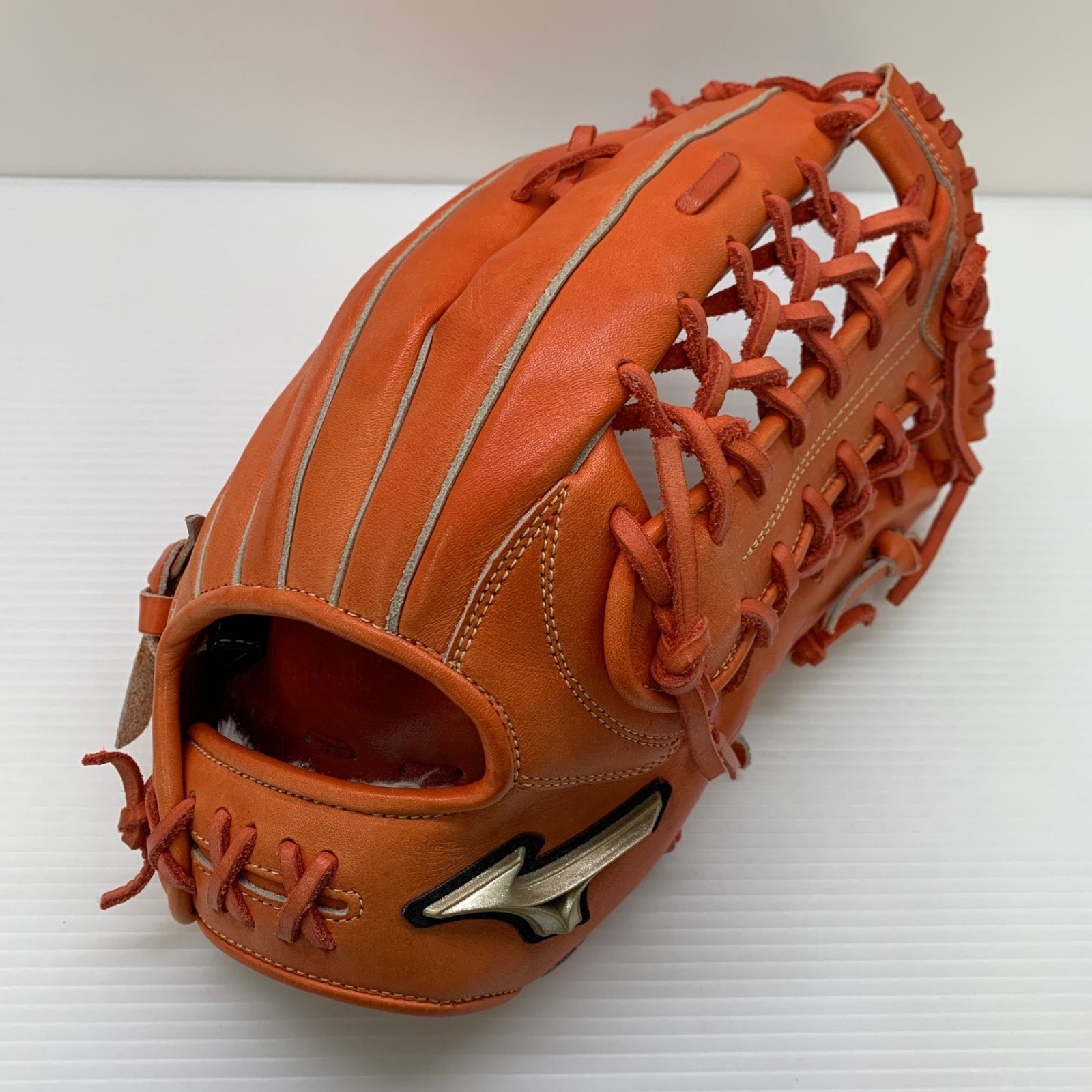 Mizuno グローバルエリート軟式外野手用野球グローブ オレンジ　(大人用) Mizuno グローバルエリート軟式外野手用野球グローブ オレンジ