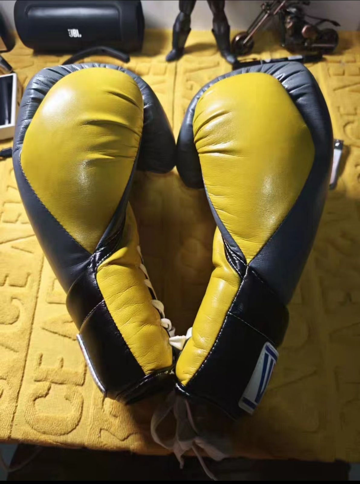 ♥ Winning ウイニング 本革ボクシンググローブ 灰×黄×黒 スパーリング用