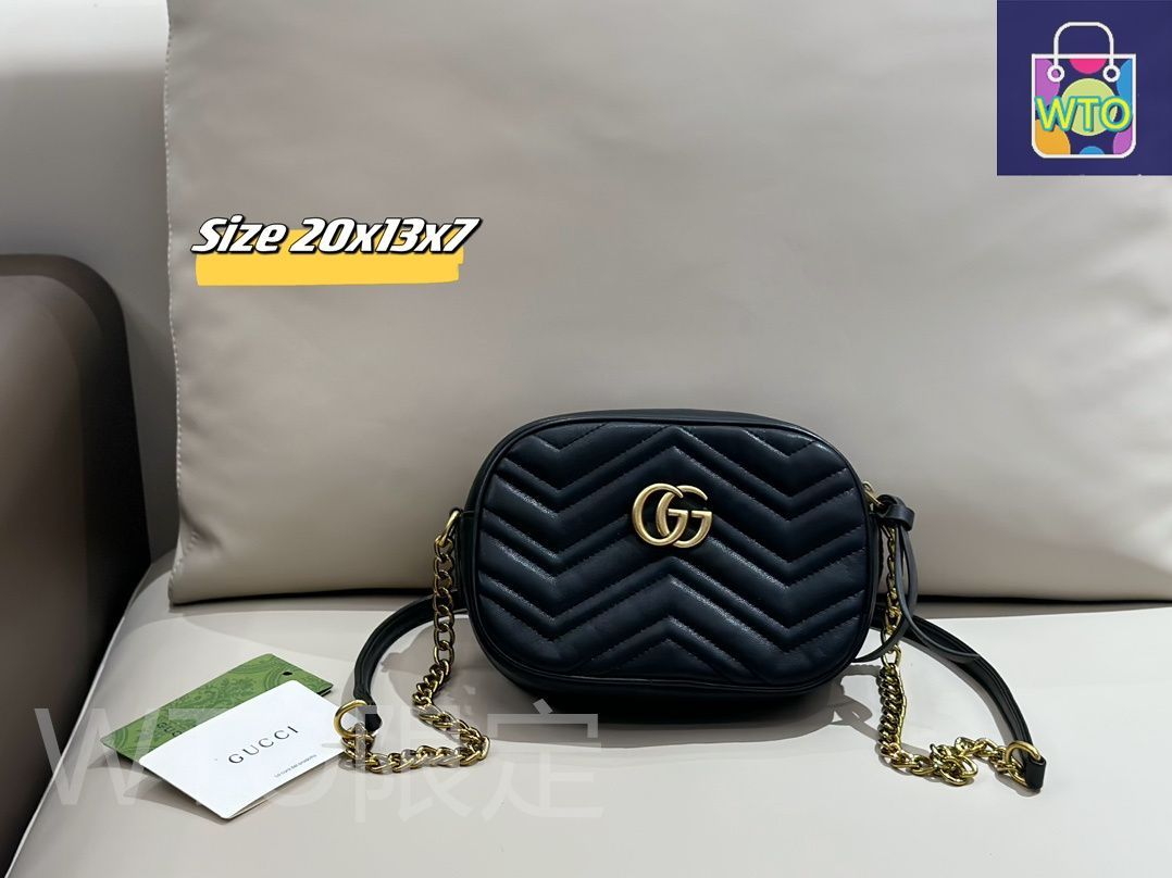 コトニエバッグ Toiletry Pouch on Chain👜 LV elegance with a modern edge