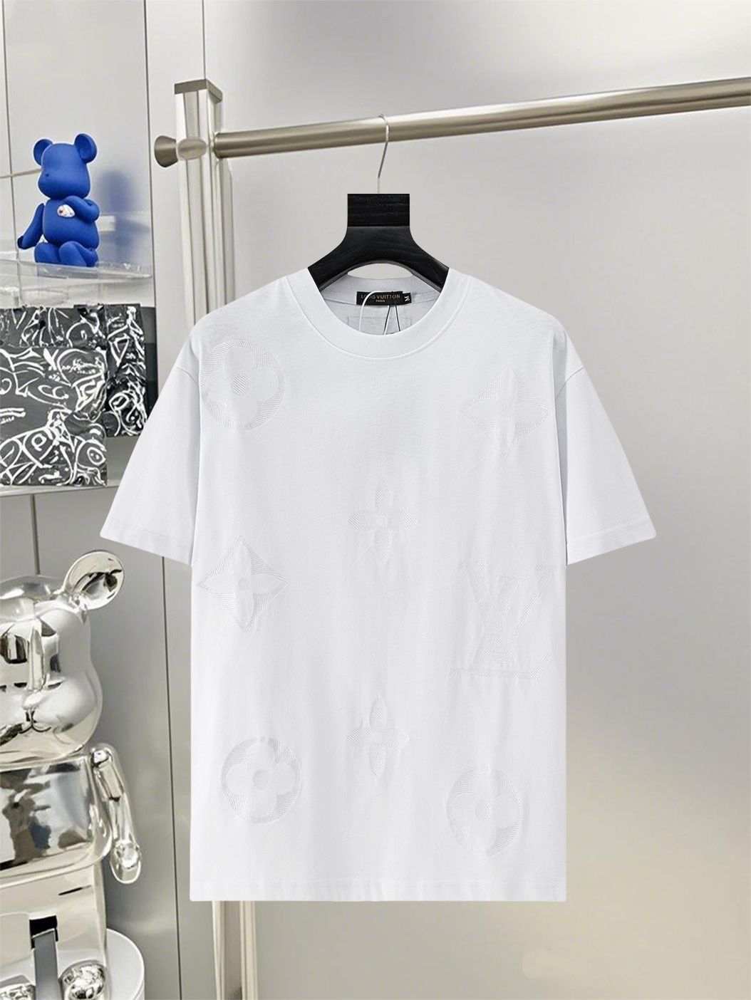 今日特価】Louis Vuitton 2025SS Premium Embroidered T-Shirt